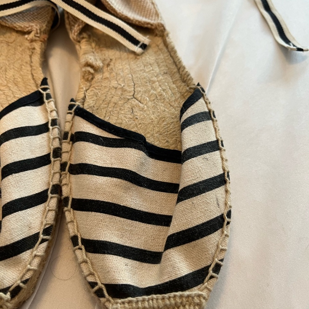 Soludos Black and White Striped Espadrilles - size 9 women’s strappy - Picture 8 of 11